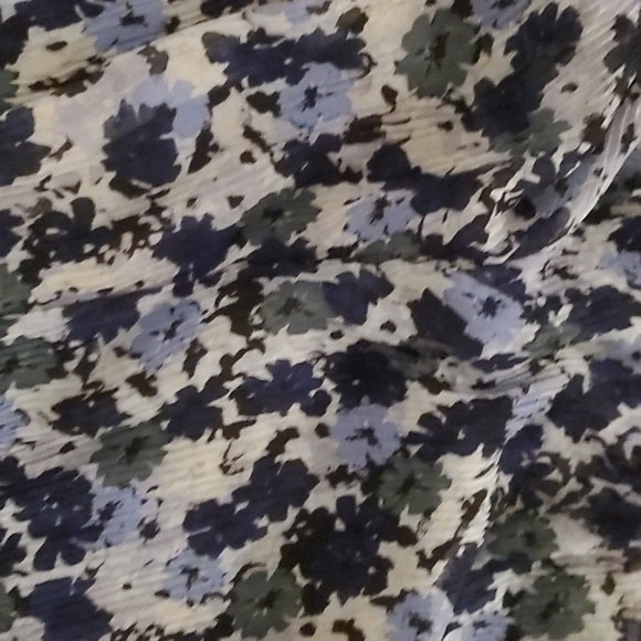 Zara - Multicolored Printed Pleated romper Size: xl - Picture 5 of 9